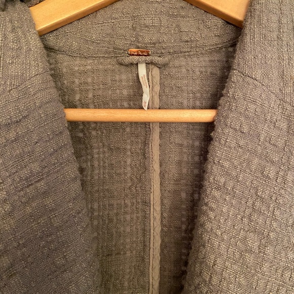 Free People - Picture 2 of 6